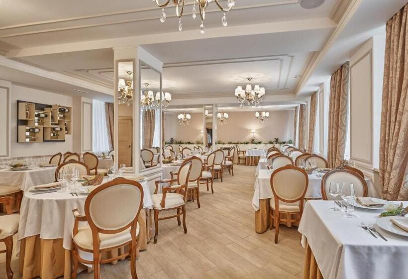 Отель Honour And Grace