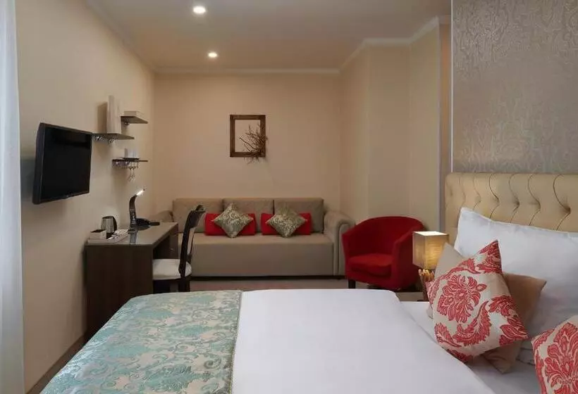 Hotelli Honour And Grace