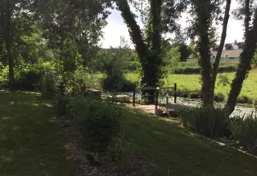 Aamiaismajoitus (B&B) Les Tilleuls De Mary