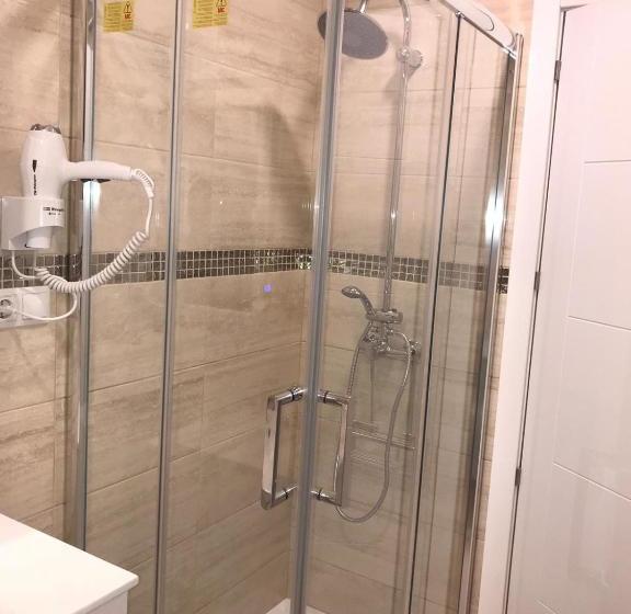 تختخواب و صبحانه Residencia Compostela 2