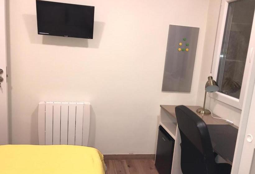 تختخواب و صبحانه Residencia Compostela 2