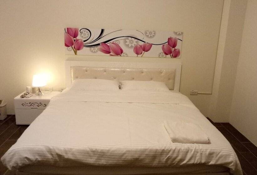 تختخواب و صبحانه Yuanshan Dahu Homestay