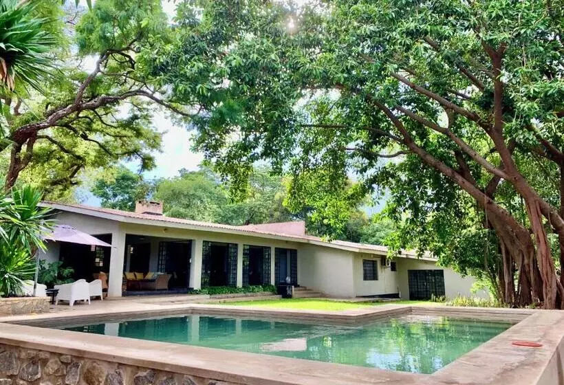 هتل Mitengo House