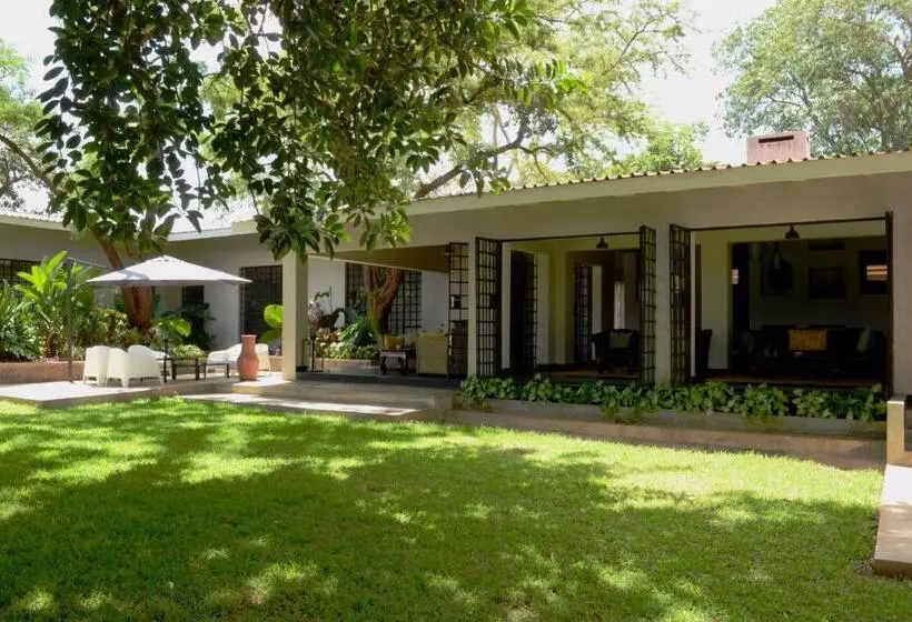 هتل Mitengo House