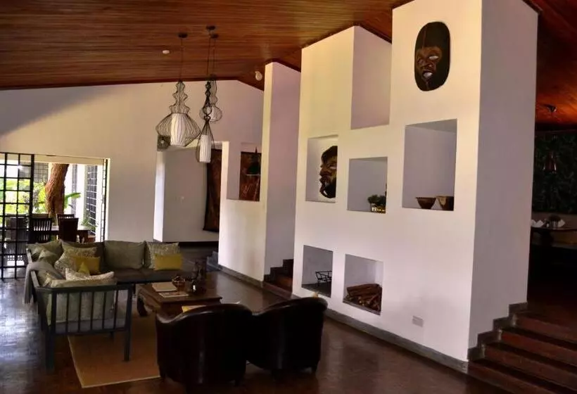 هتل Mitengo House