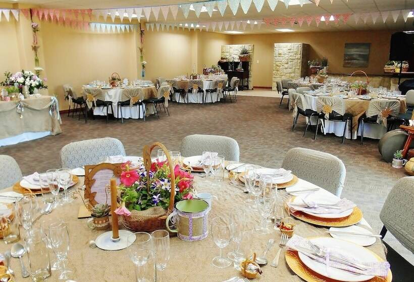 Umthunzi Hotel And Conference