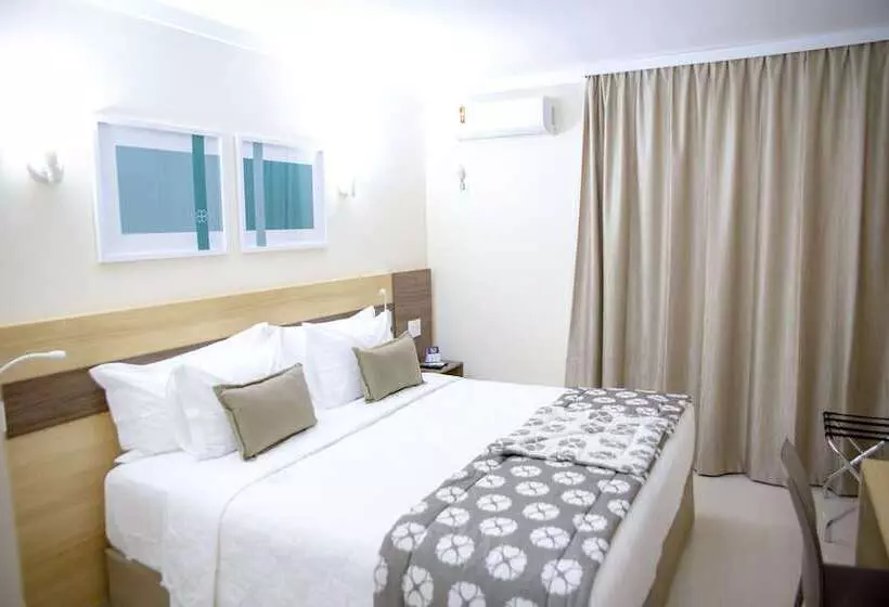 House Inn Hotel   Anashopping