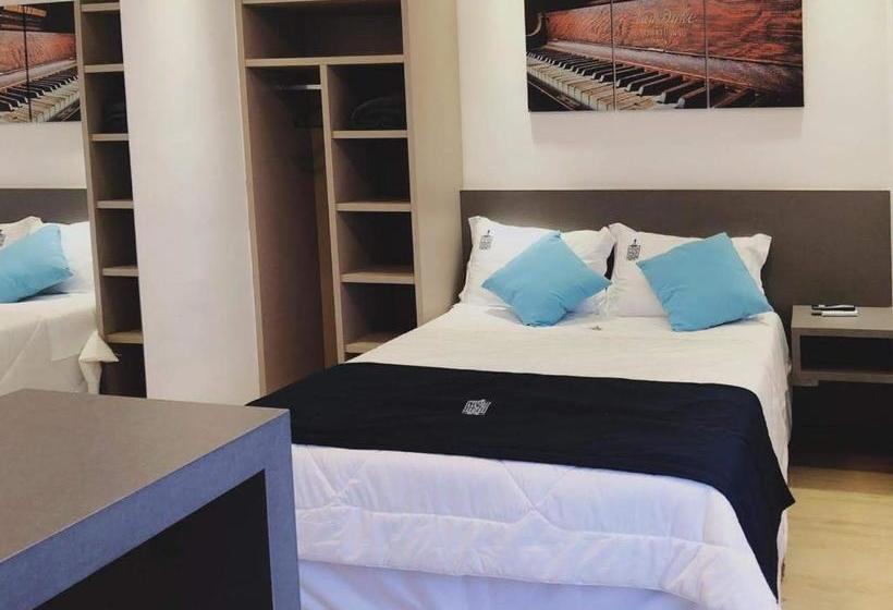 پانسیون Pousada Rancho Do Onofre Almada Ubatuba