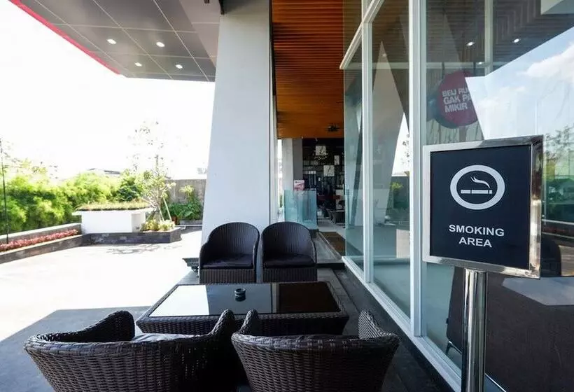 ペンション Reddoorz Apartment Near Exit Toll Colomadu