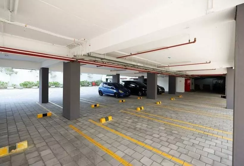 ペンション Reddoorz Apartment Near Exit Toll Colomadu