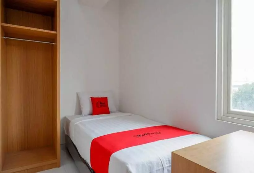 ペンション Reddoorz Apartment Near Exit Toll Colomadu