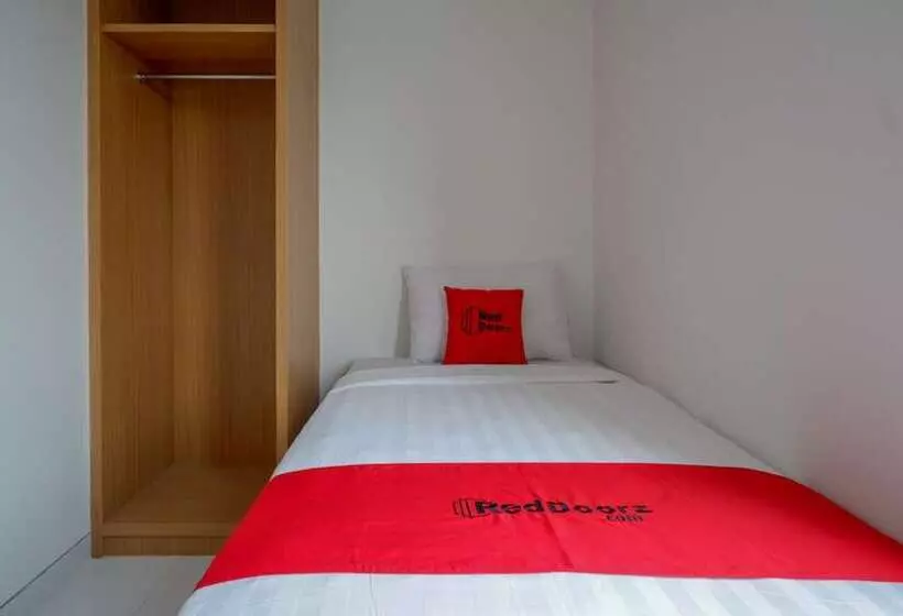 ペンション Reddoorz Apartment Near Exit Toll Colomadu