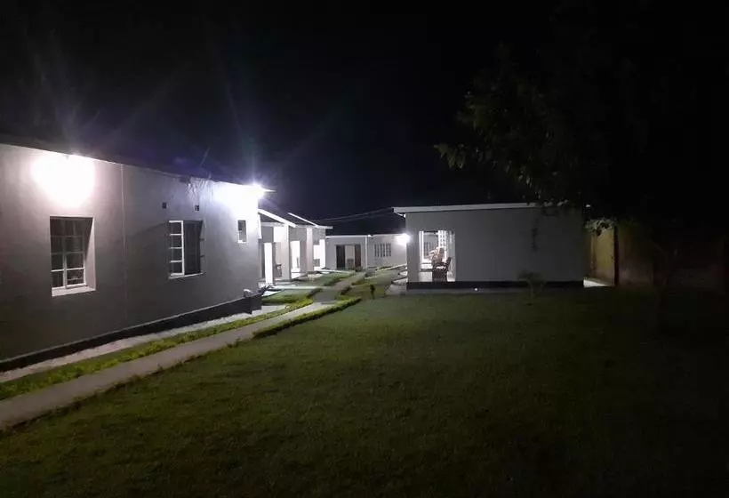 تختخواب و صبحانه Delight Lodge