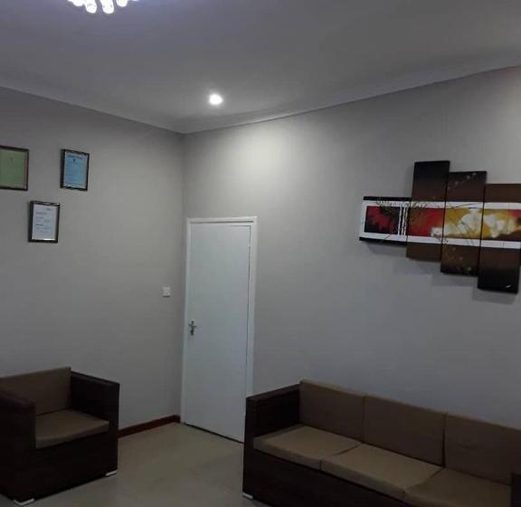 Bed and Breakfast Delight Lodge