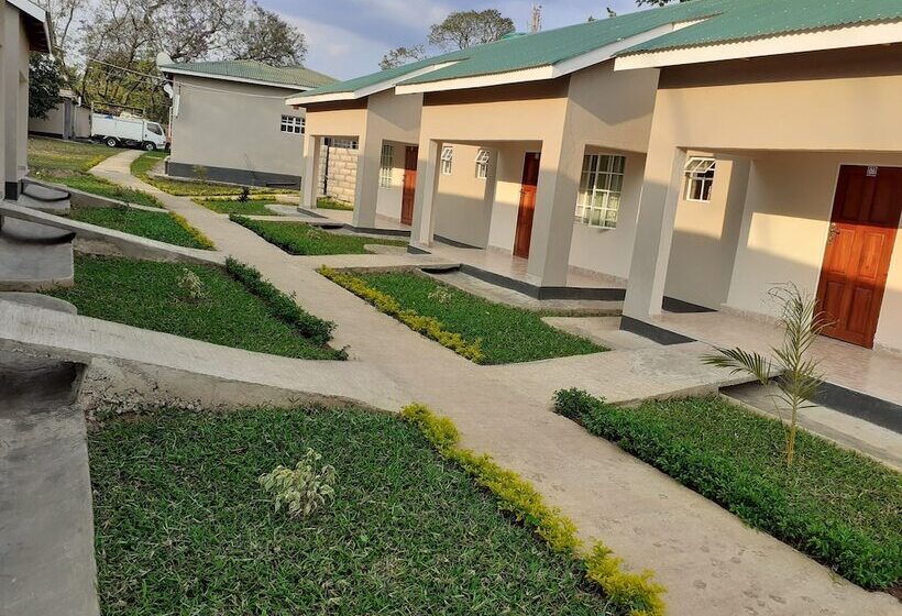 Bed and Breakfast Delight Lodge