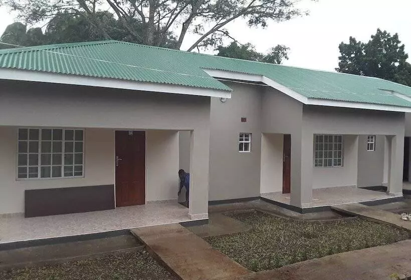 تختخواب و صبحانه Delight Lodge