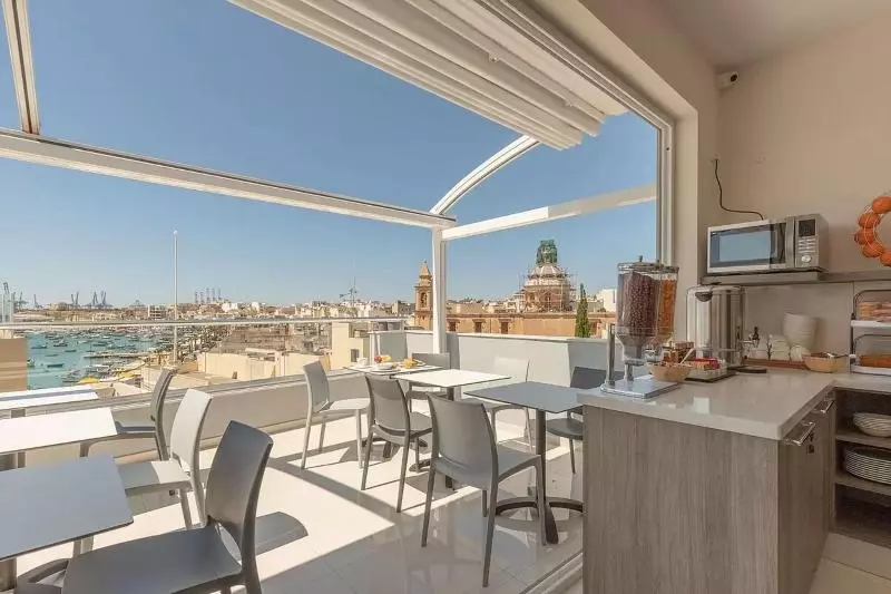 تختخواب و صبحانه Dun Gorg Guest House