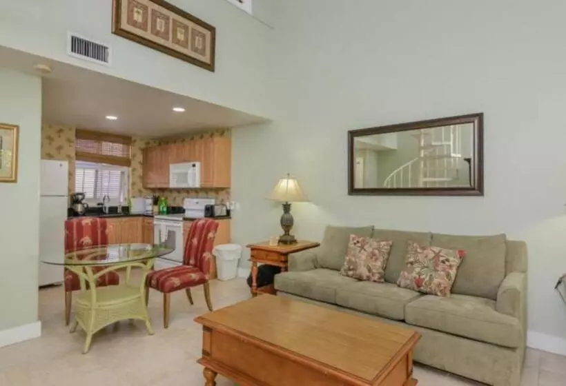 Coconut Mallory Resort And Marina