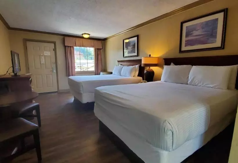 Colonial House Motel