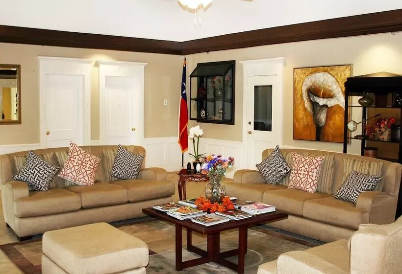 Columbia Lakes Resort Cottages