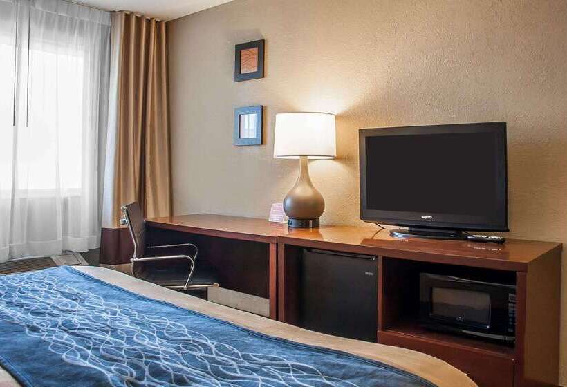 בית מלון כפרי Comfort Inn