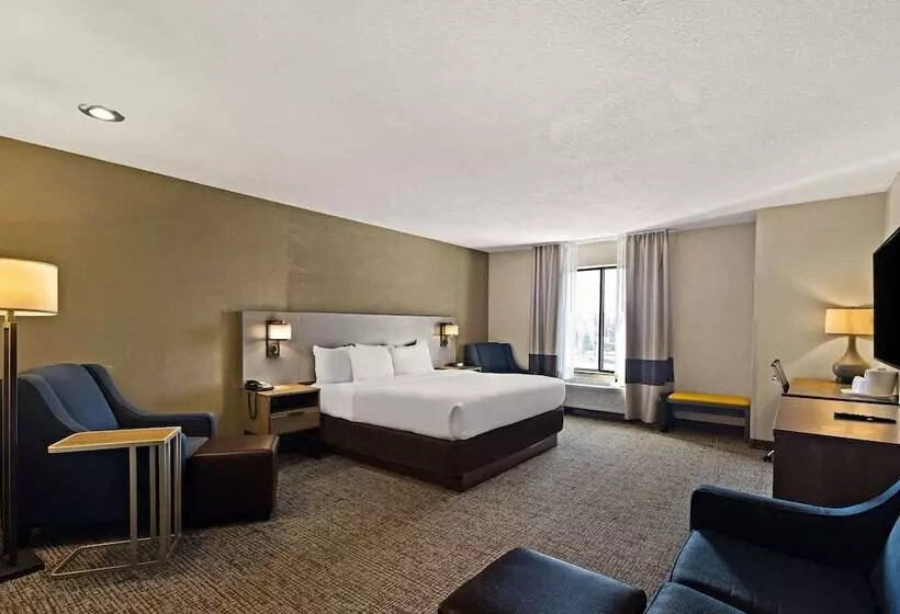 فندق Comfort Inn Huntington Near University