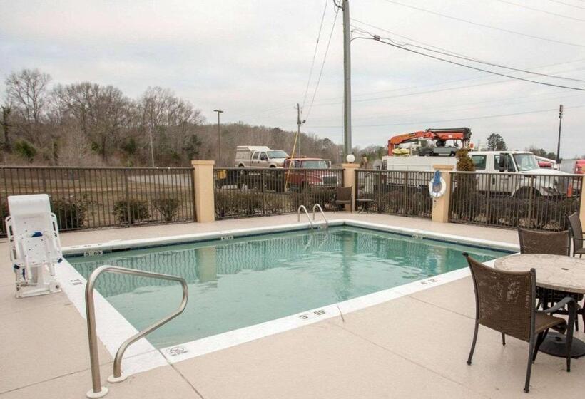 ホテル Comfort Inn