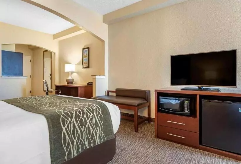 هتل Comfort Inn