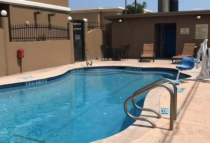 호텔 Shary Inn And Suites