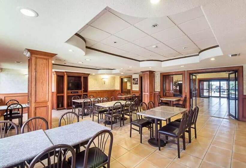 酒店 Shary Inn And Suites