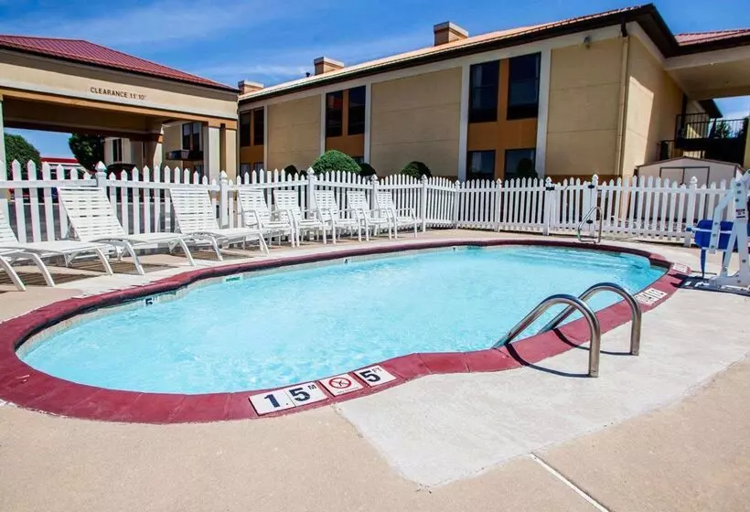 호텔 Quality Inn Arcola