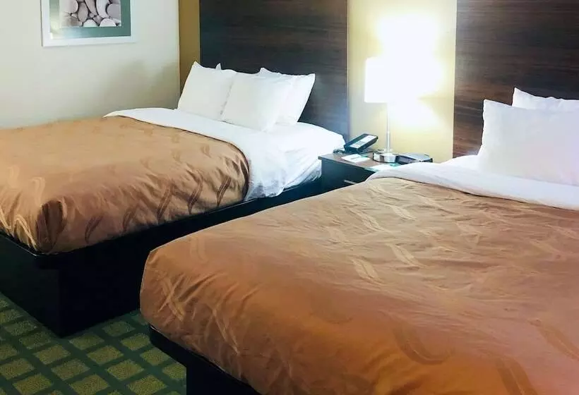 호텔 Quality Inn Arcola