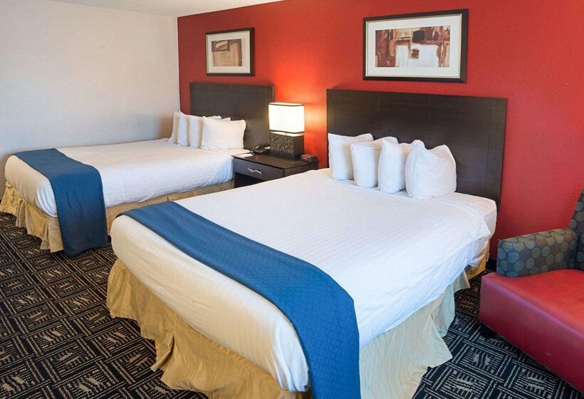 בית מלון כפרי Quality Inn