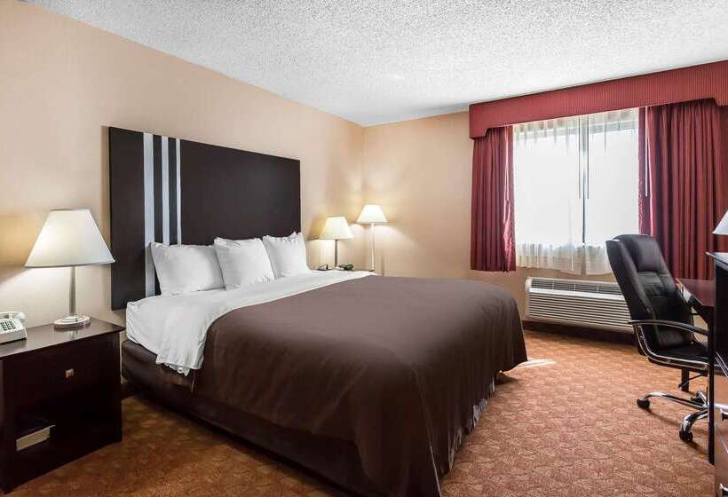 בית מלון כפרי Quality Inn