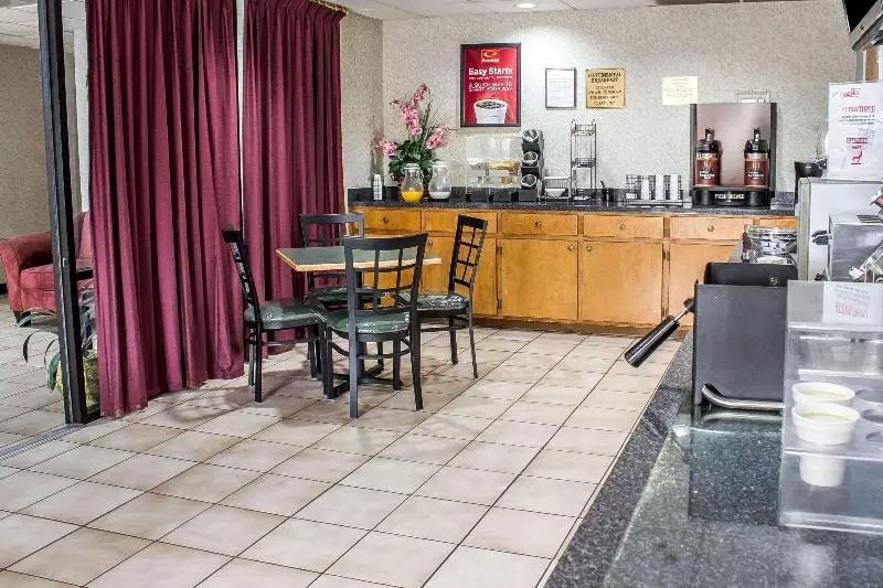 호텔 Quality Inn Henderson I85