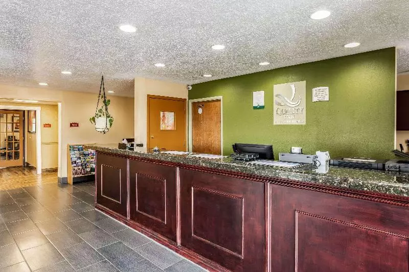 فندق Quality Inn