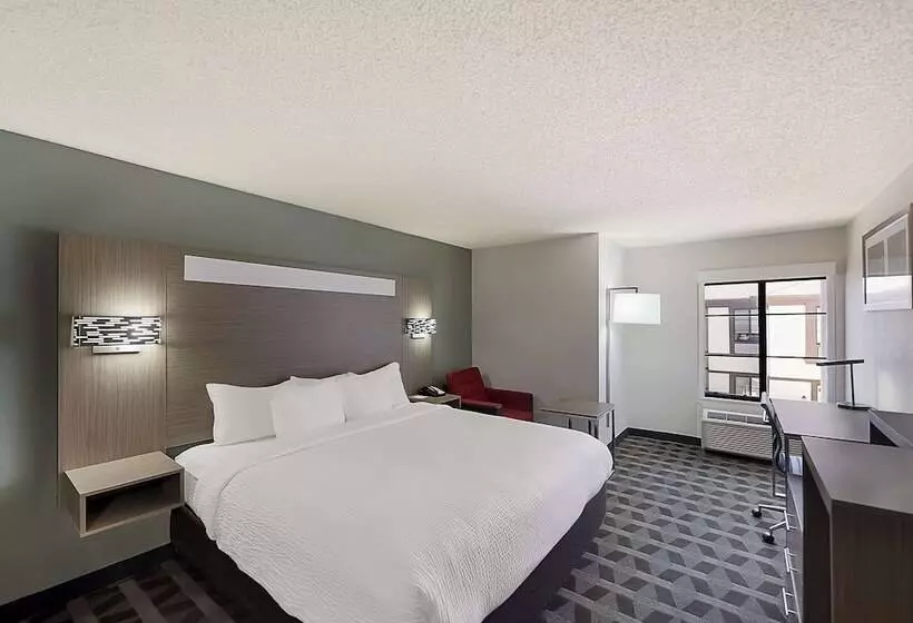 هتل Quality Inn & Suites Dfw Airport South