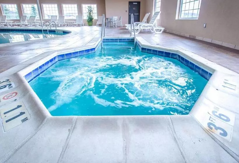 Отель Quality Inn & Suites University