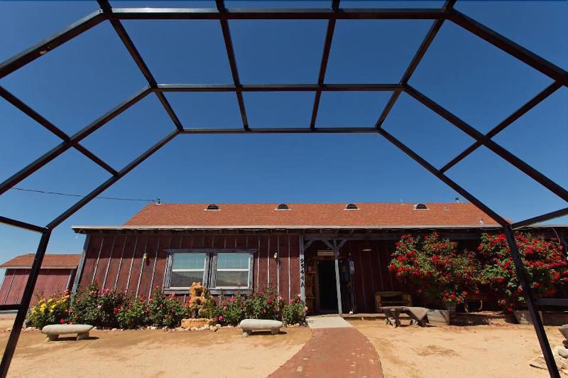 旅馆 Hilltop Tavern And Inn