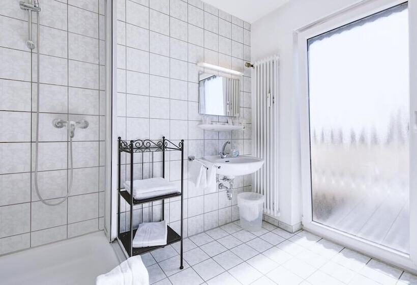 هاستل Restaurant Austüble