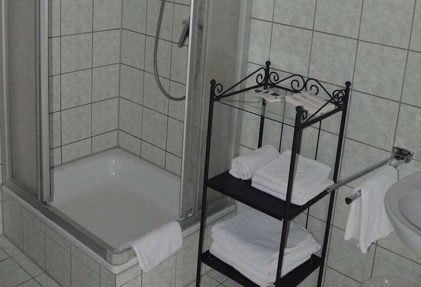 هاستل Restaurant Austüble