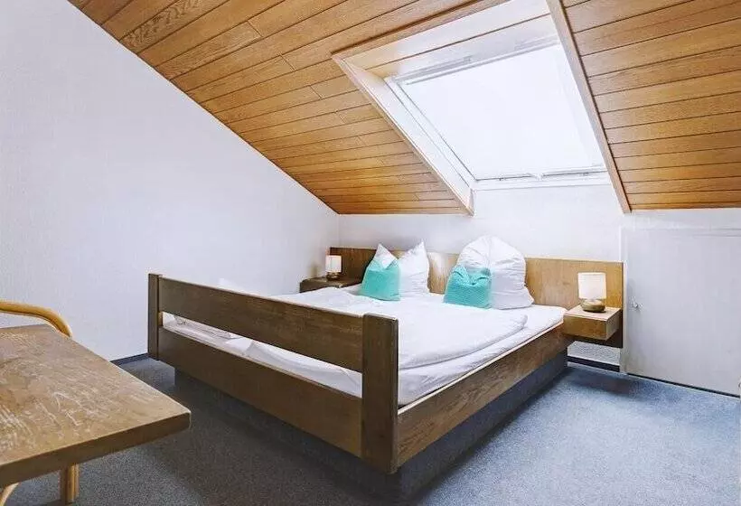 ユースホステル Restaurant Austüble