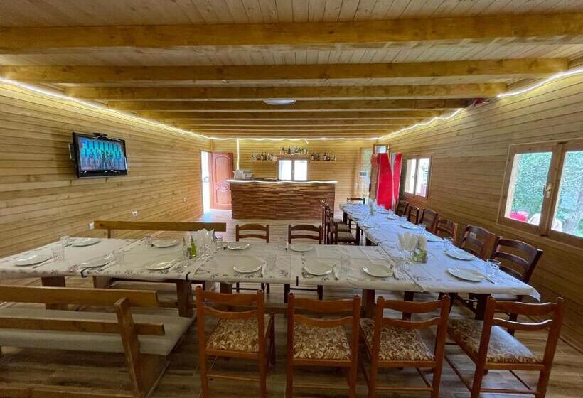 تختخواب و صبحانه Lazer çardaku Guesthouse