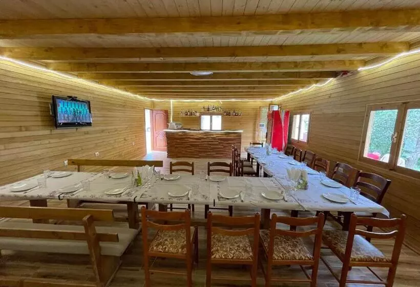 تختخواب و صبحانه Lazer çardaku Guesthouse