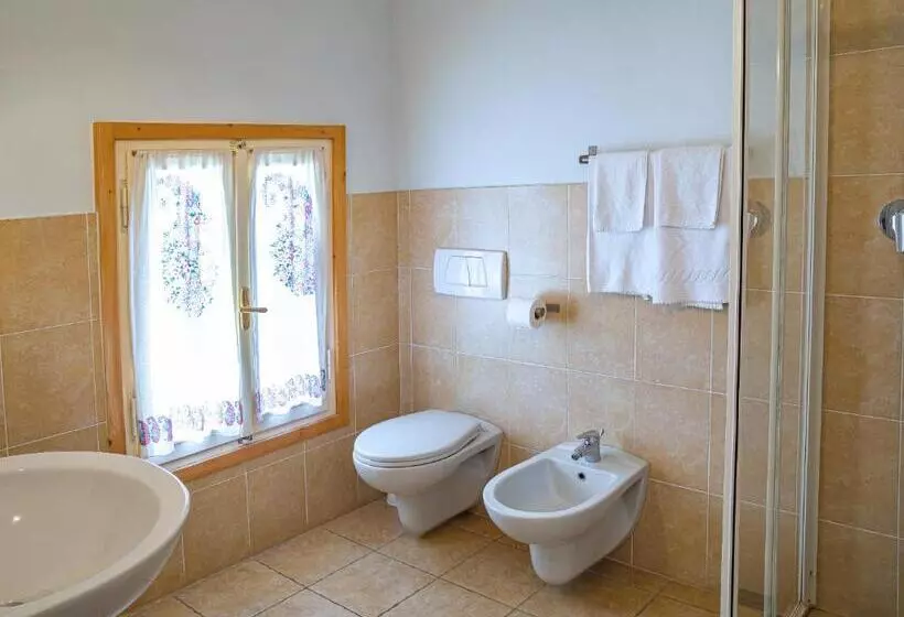 ホテル Agriturismo Contea Di Val D'amone