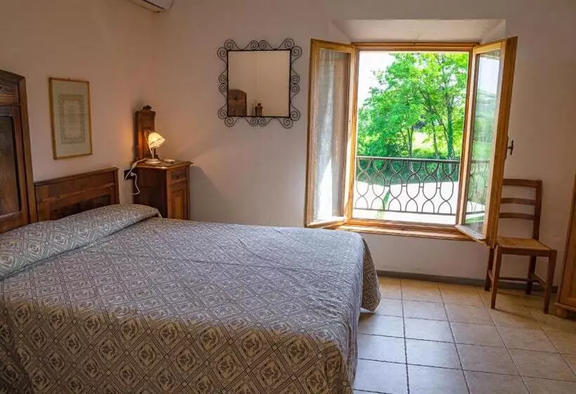 ホテル Agriturismo Contea Di Val D'amone