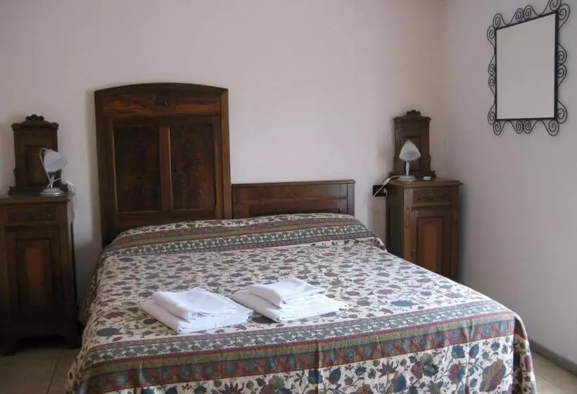 ホテル Agriturismo Contea Di Val D'amone