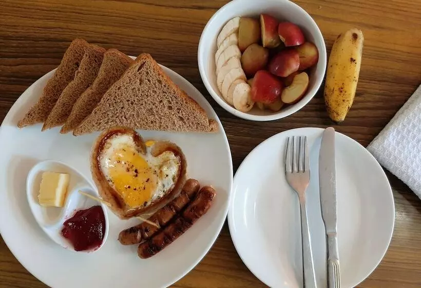 29 Eleven Bed And Breakfast
