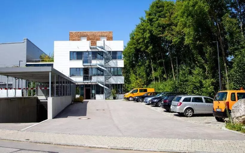 Aamiaismajoitus (B&B) Garni Fischerfleck In Ismaning Near Munich