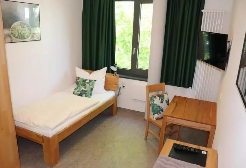 Aamiaismajoitus (B&B) Garni Fischerfleck In Ismaning Near Munich